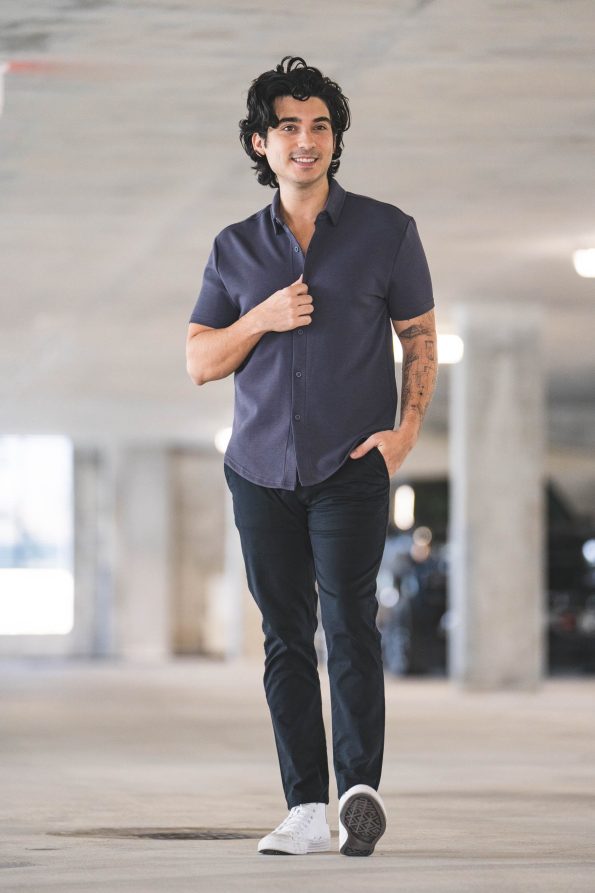 clothes-for-short-men-under510-18_5d8875c6-df05-4e9f-8ad7-97b226d883c5