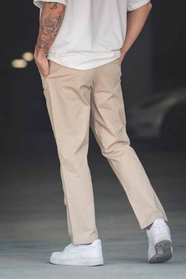 clothes-for-short-men-under510-46_48e56566-e306-412c-8bb5-919dcc369140