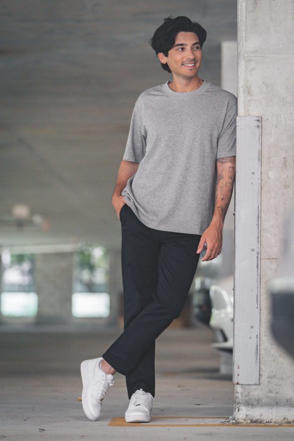 clothes-for-short-men-under510-64_01c9bdd6-b0e0-4d0a-a7d7-01a36c615b9a