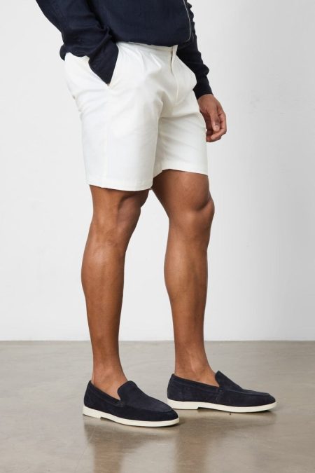 Smart Pleated Cotton Side Adjust Short in White